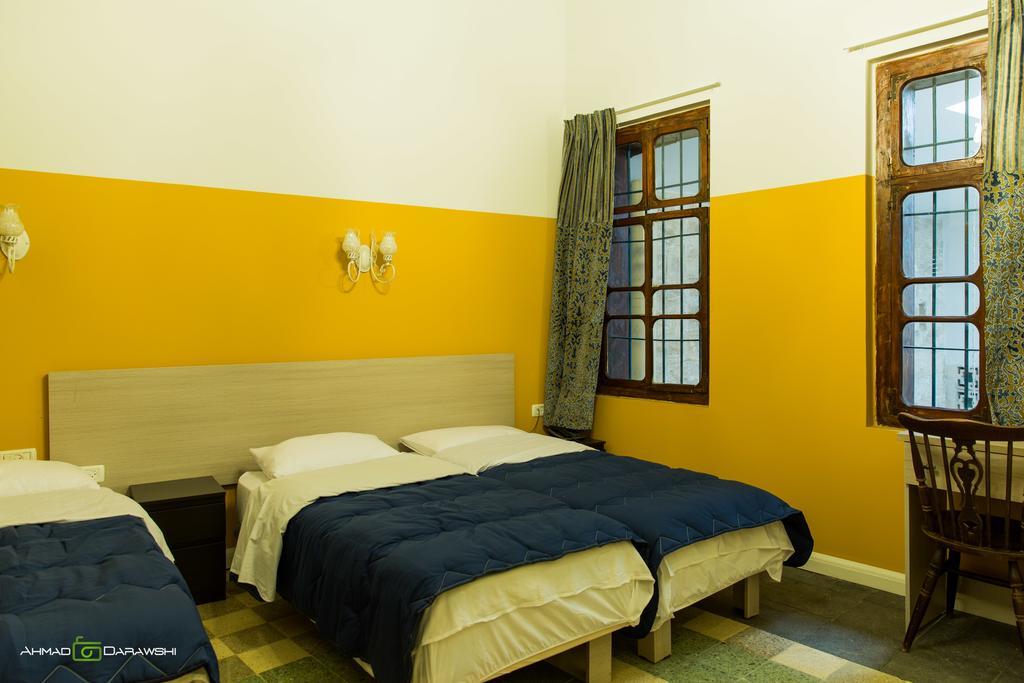 Al-Hakim Boutique Hotel Old Town Назарет Номер фото